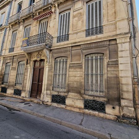 Nimes: Appartement L'Auguste Centre-Ville. Exteriér fotografie